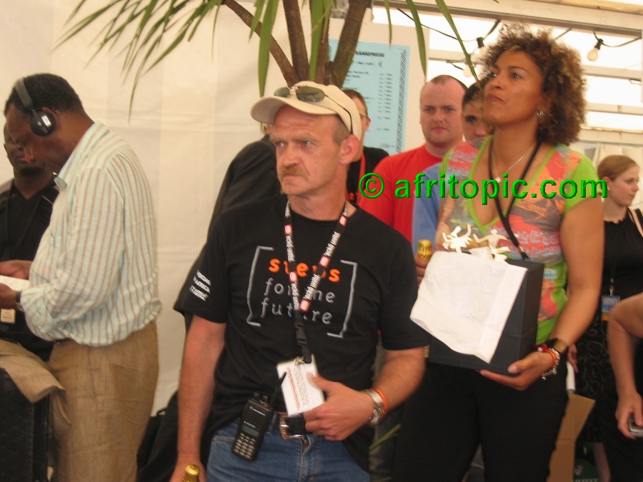 ../Images/AfricaFestival-27-28May05 052.jpg